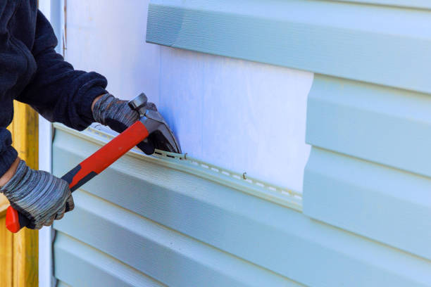 Trusted Vinyl Siding service in Edinburg, IL - Squared Siding